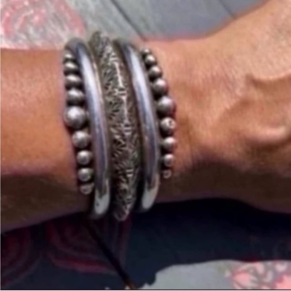 Vintage Heavy Solid Sterling Silver Cuff Bracelet - image 3